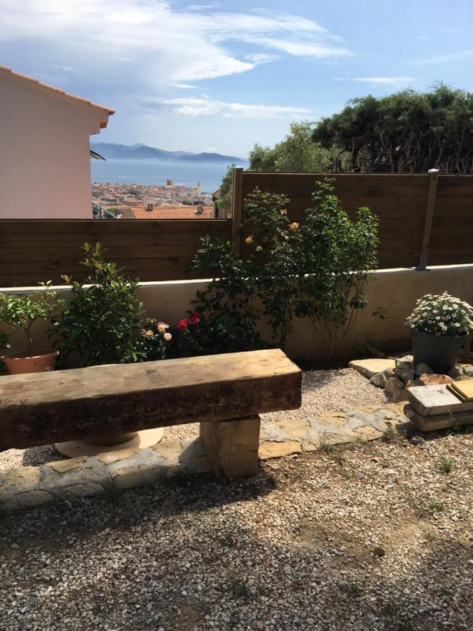 Studio Pirate Vue Mer - Soleil Levant La Ciotat Apartment Exterior foto
