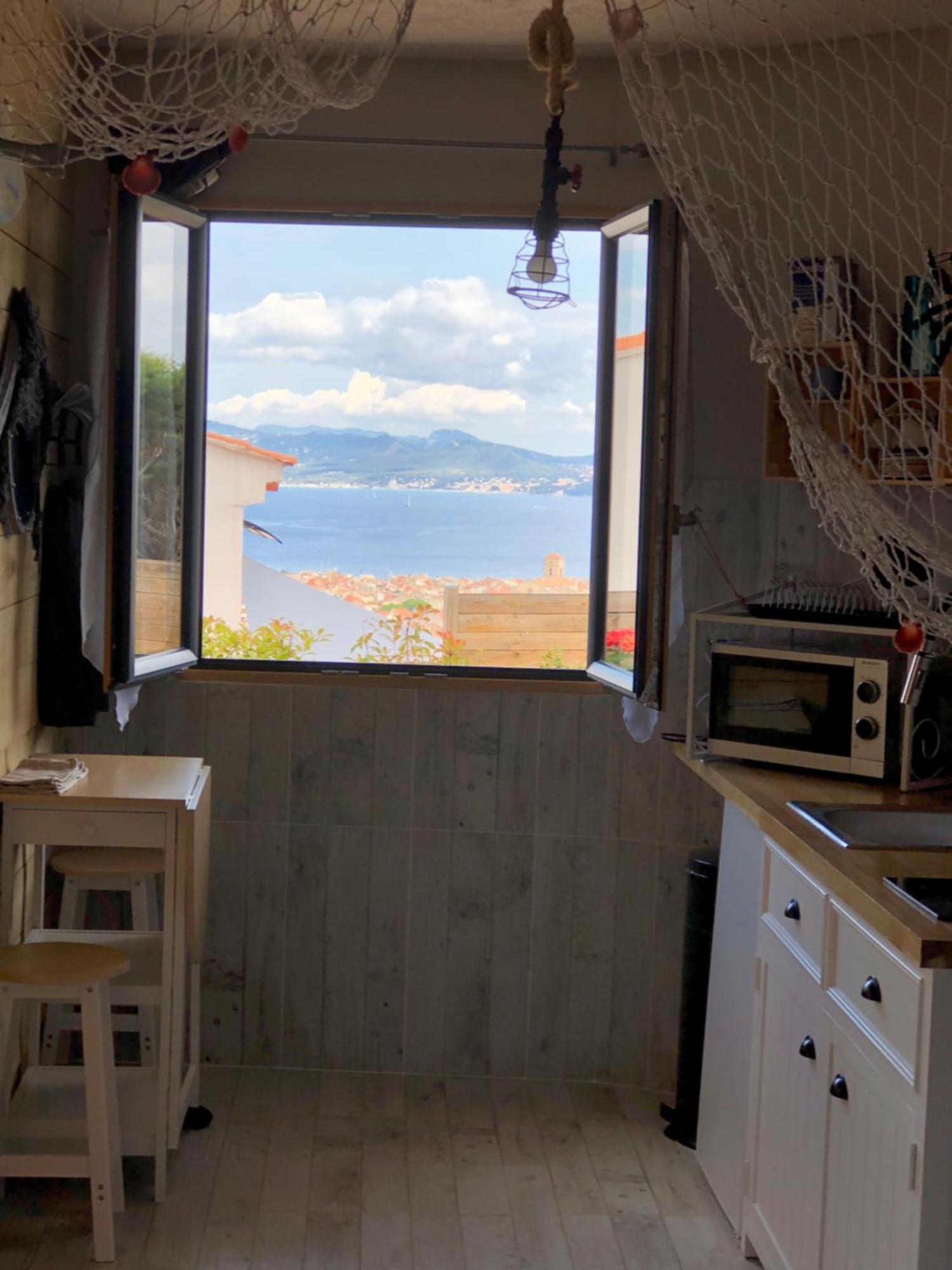 Studio Pirate Vue Mer - Soleil Levant La Ciotat Apartment Exterior foto